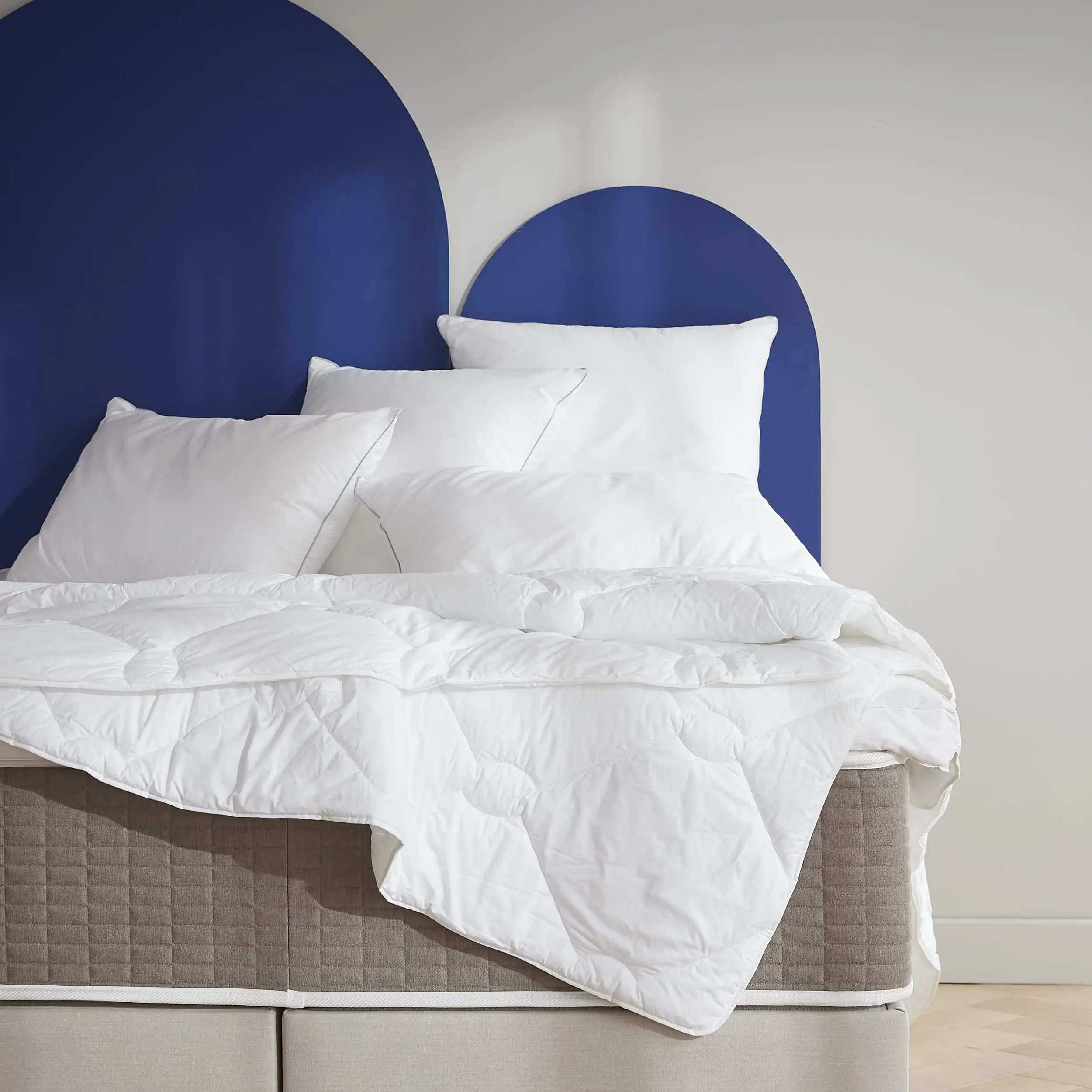 Couette hôtel tempérée microfibre
