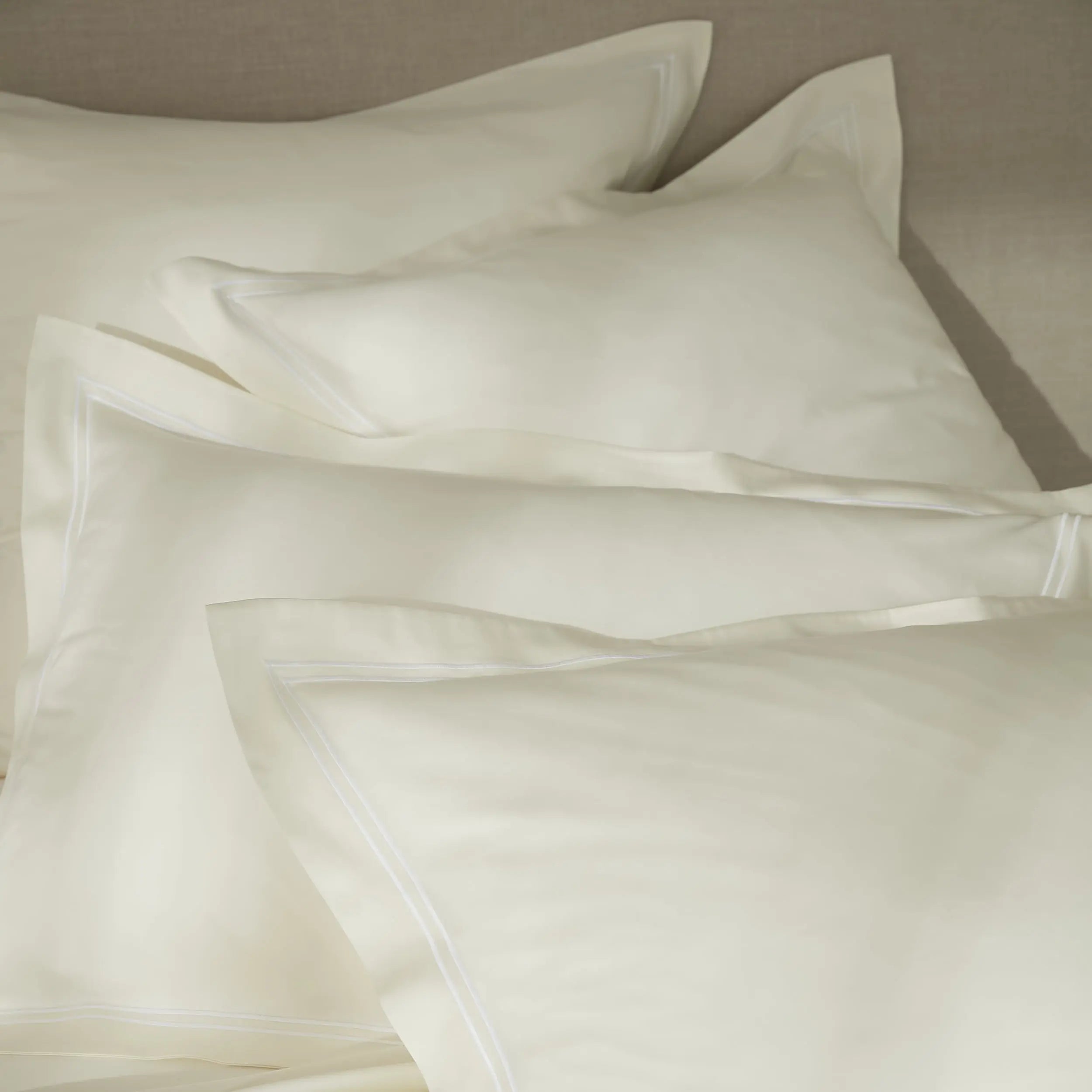 Taies d'oreiller satin de coton Divine