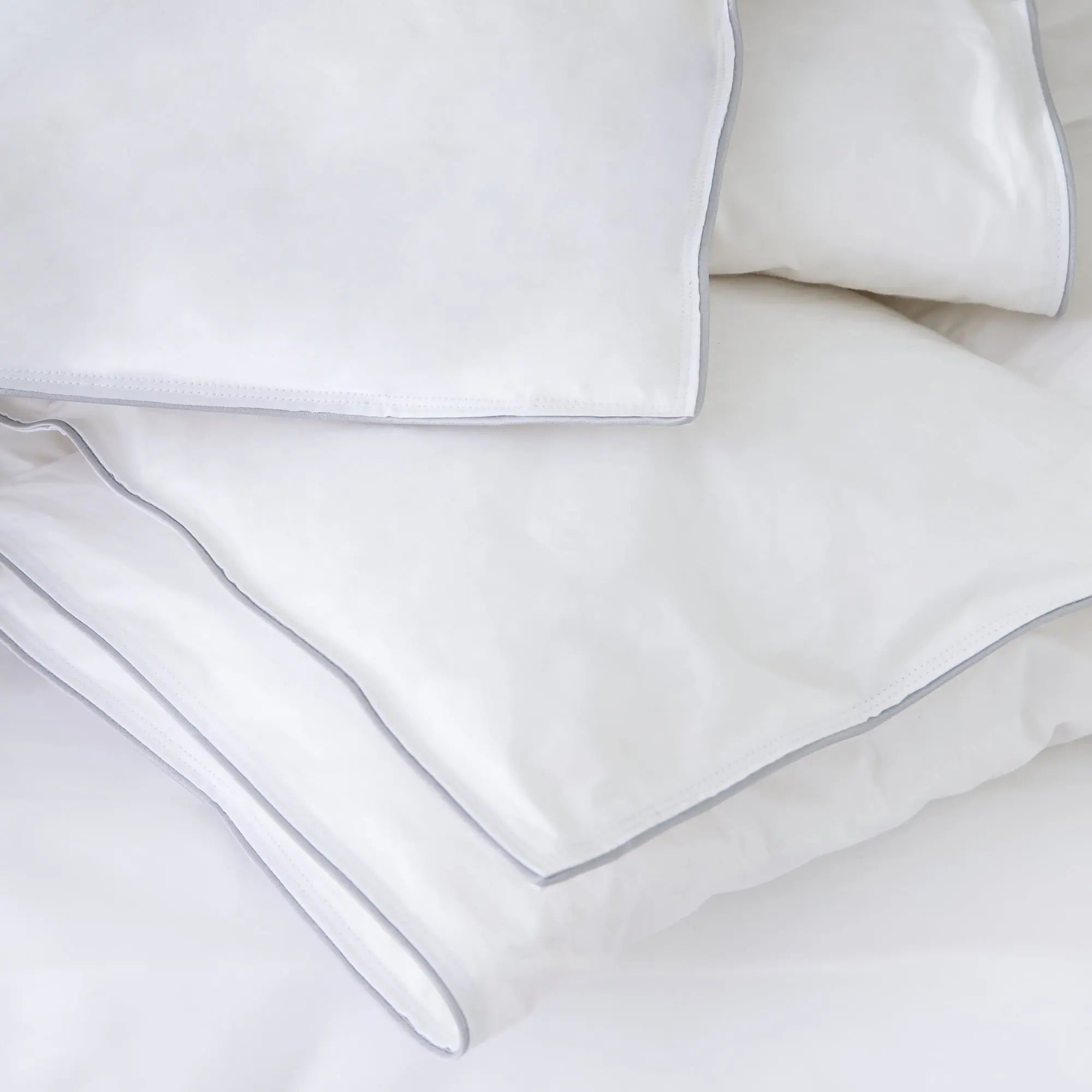 Couette 4 Saison: Naturelle en duvet- La qualité au meilleur prix