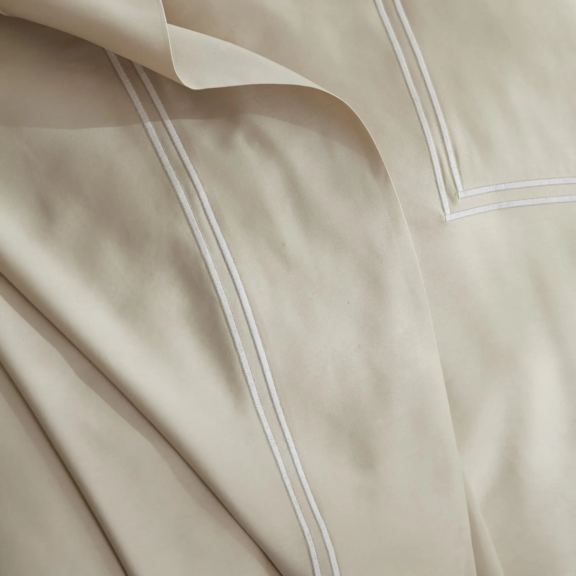 Drap plat satin de coton Divine