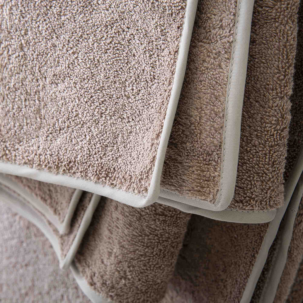 Divine cotton bath towel