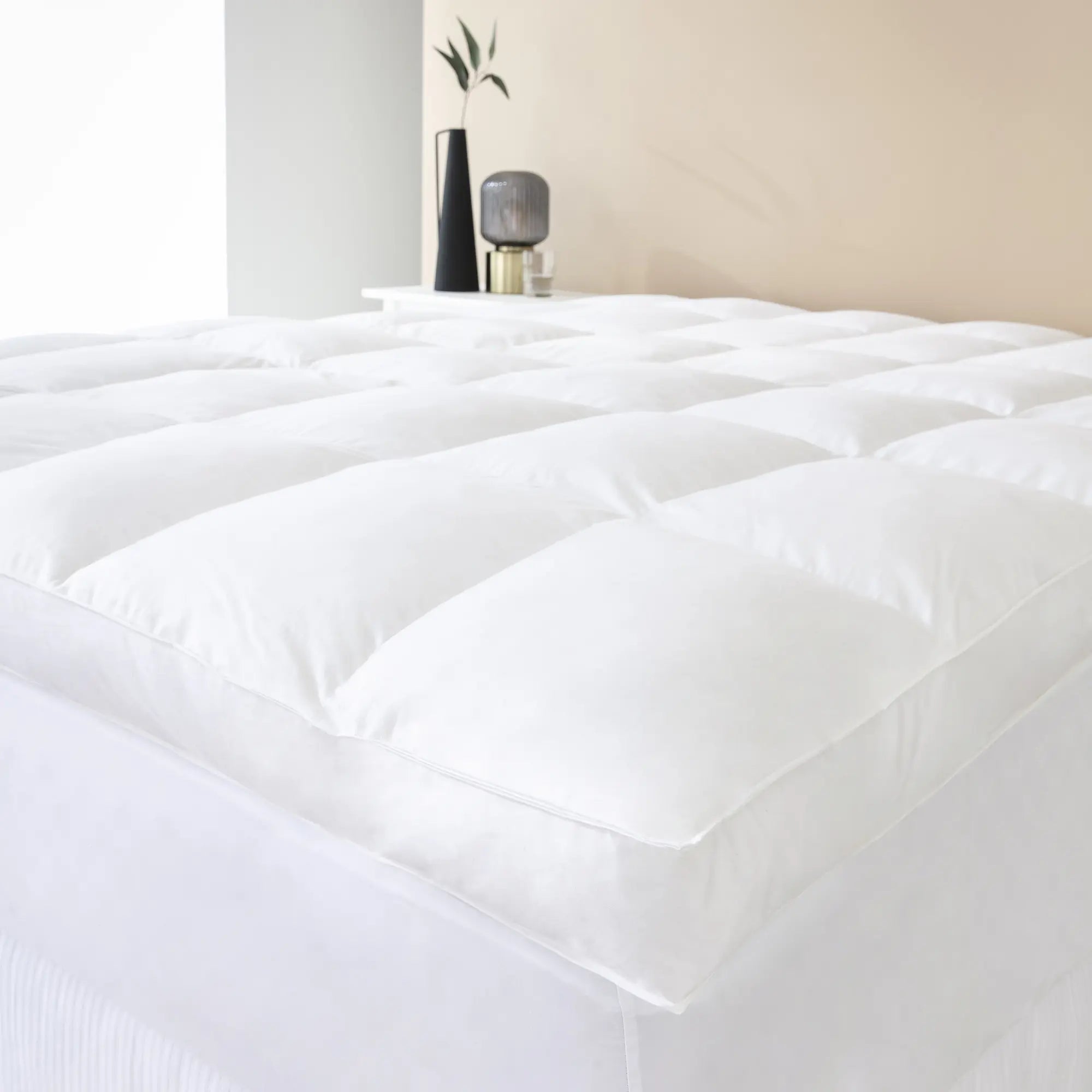 SURMATELAS MICROFIBRE / SENSATION DE DUVET / CONFORT HÔTEL DE LUXE