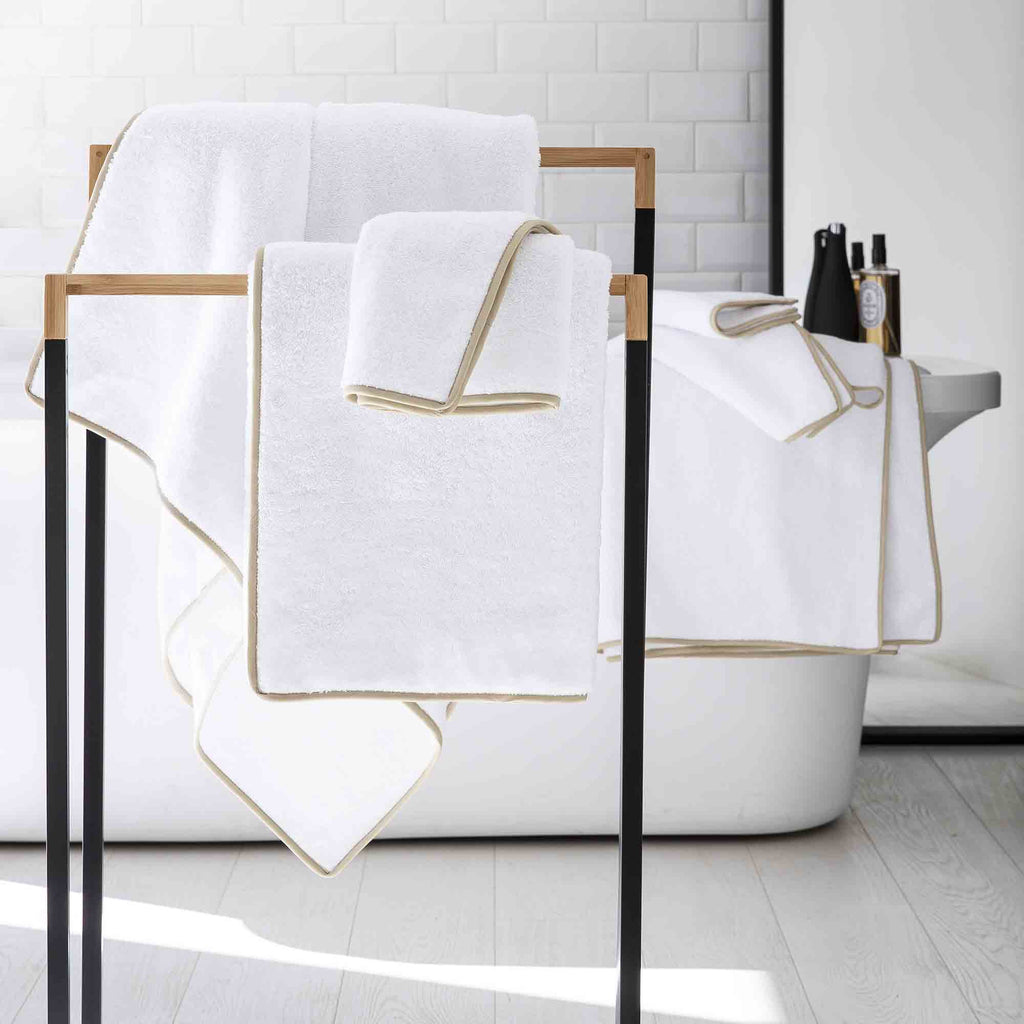 Signature cotton bath towel