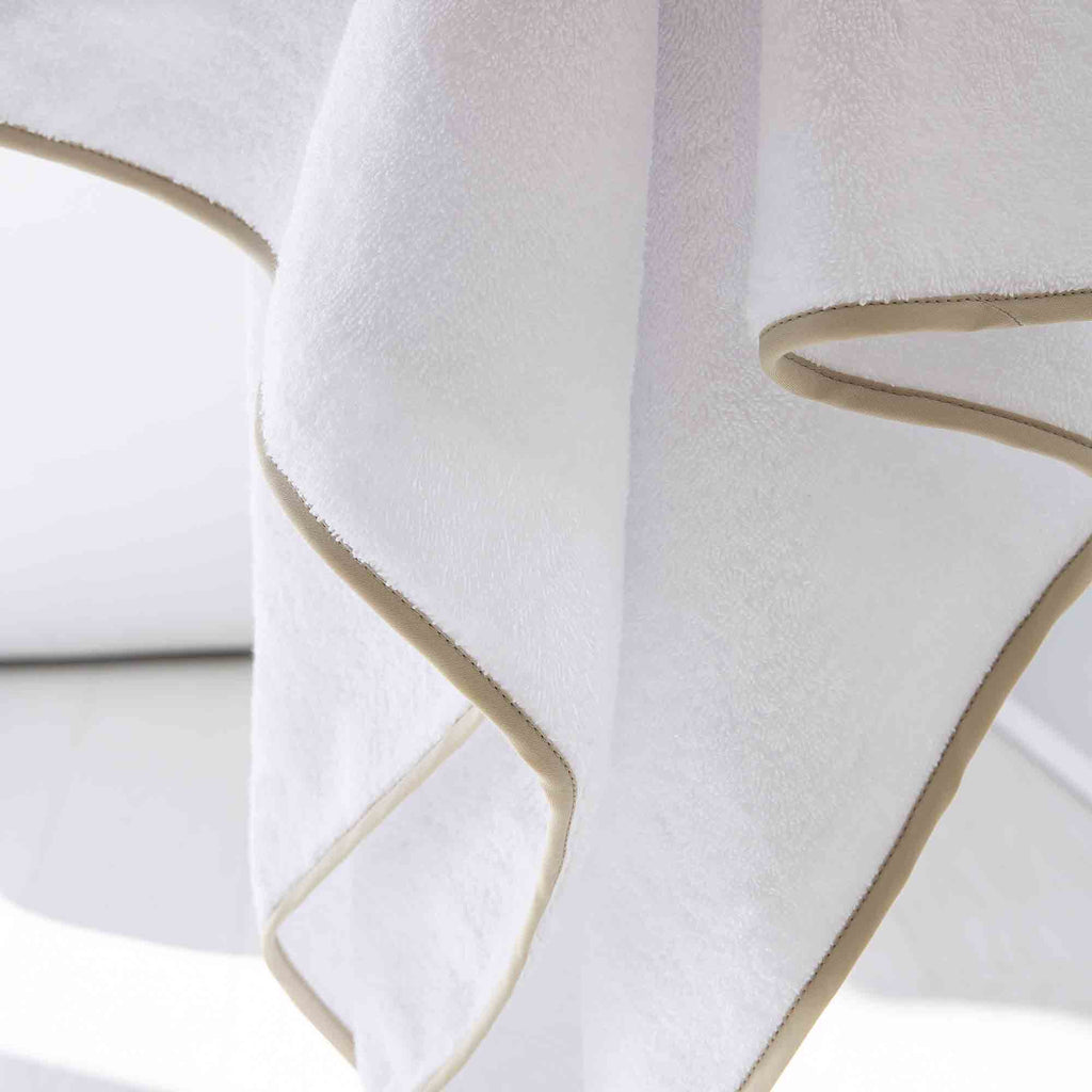 Signature cotton bath towel